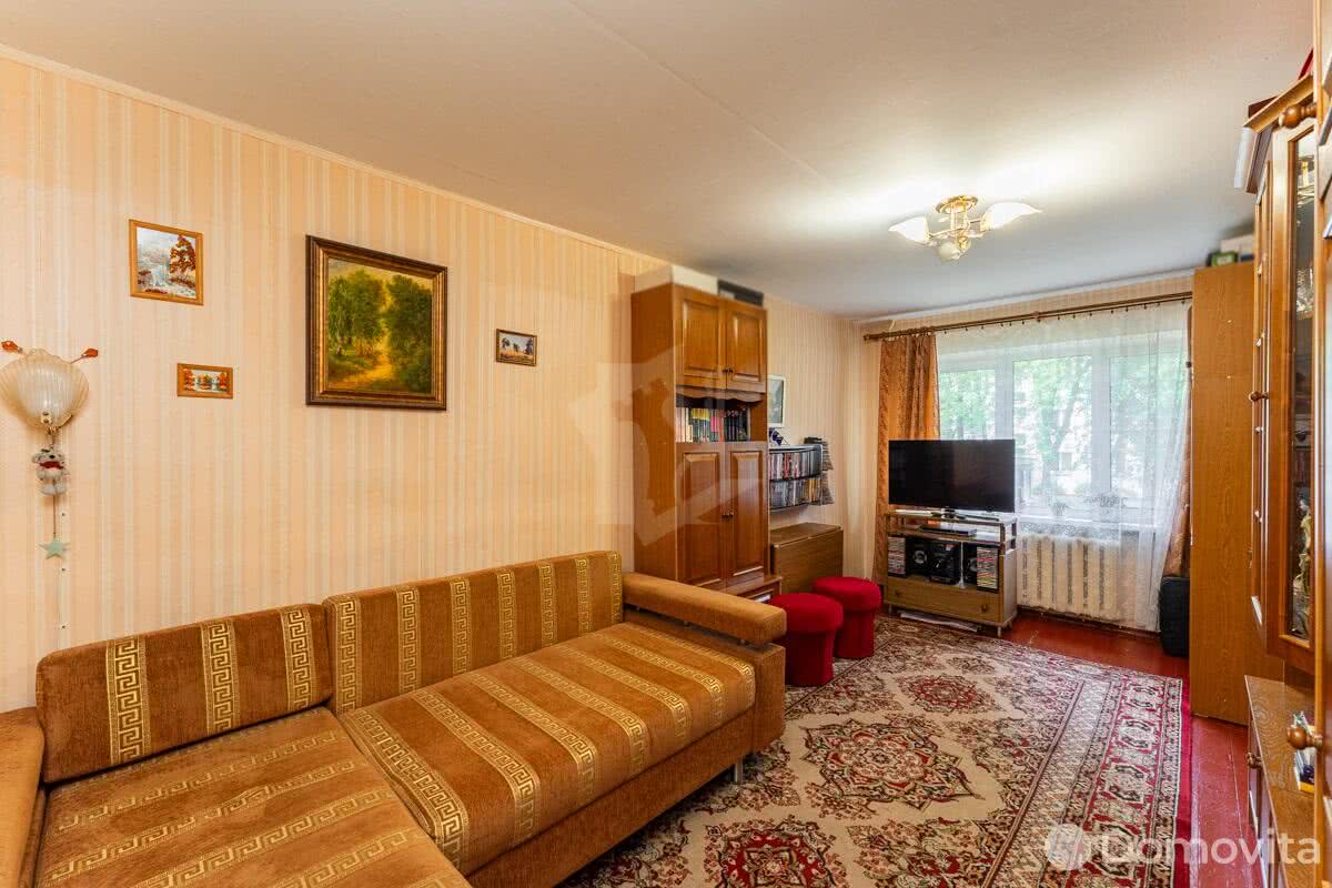 Купить 2-комнатную квартиру в Минске, ул. Болеслава Берута, д. 9/4, 54900 USD, код: 1013538 - фото 1