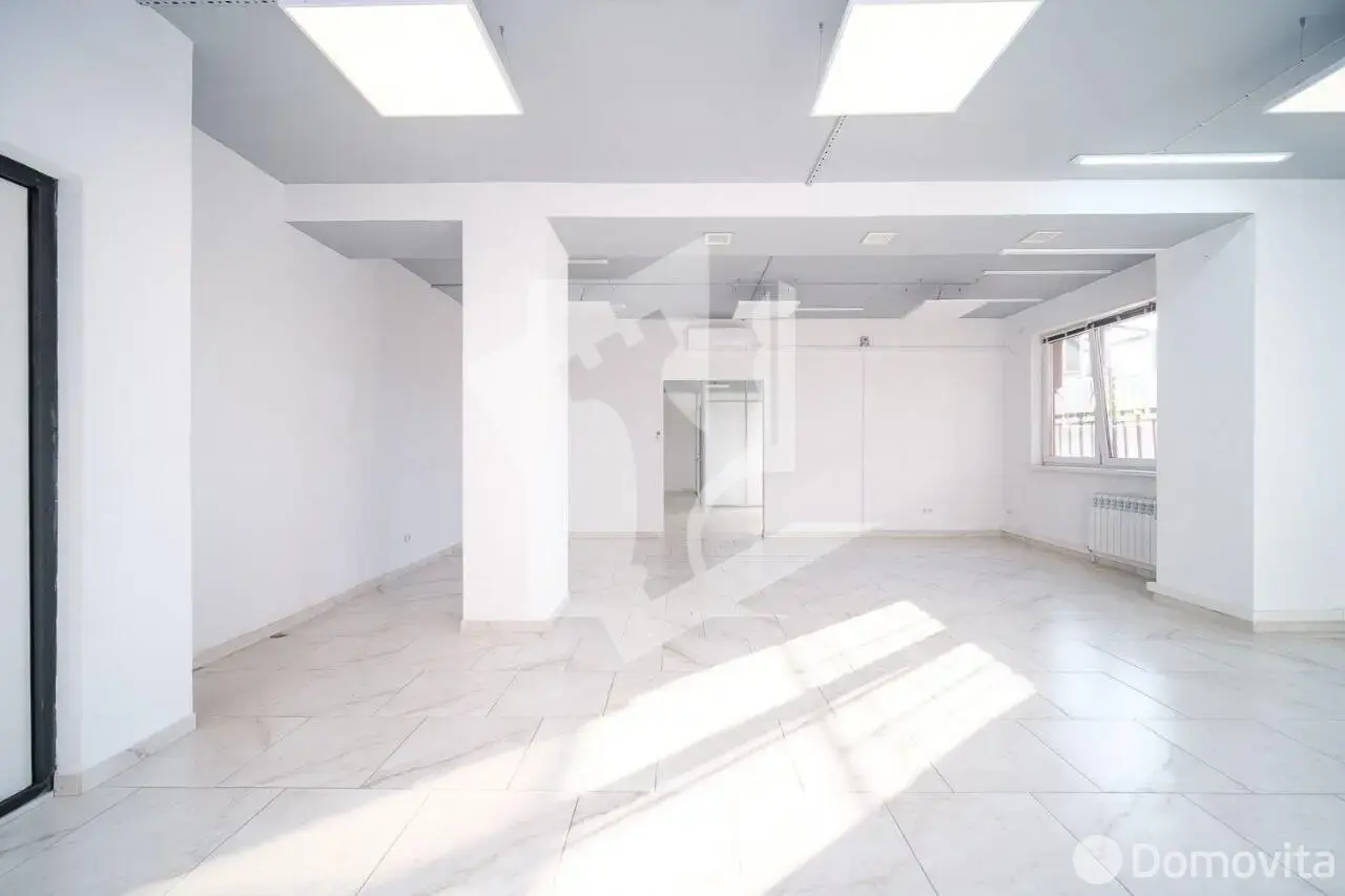 объект сферы услуг, Минск, ул. Петра Мстиславца, д. 24 на ст. метро Восток