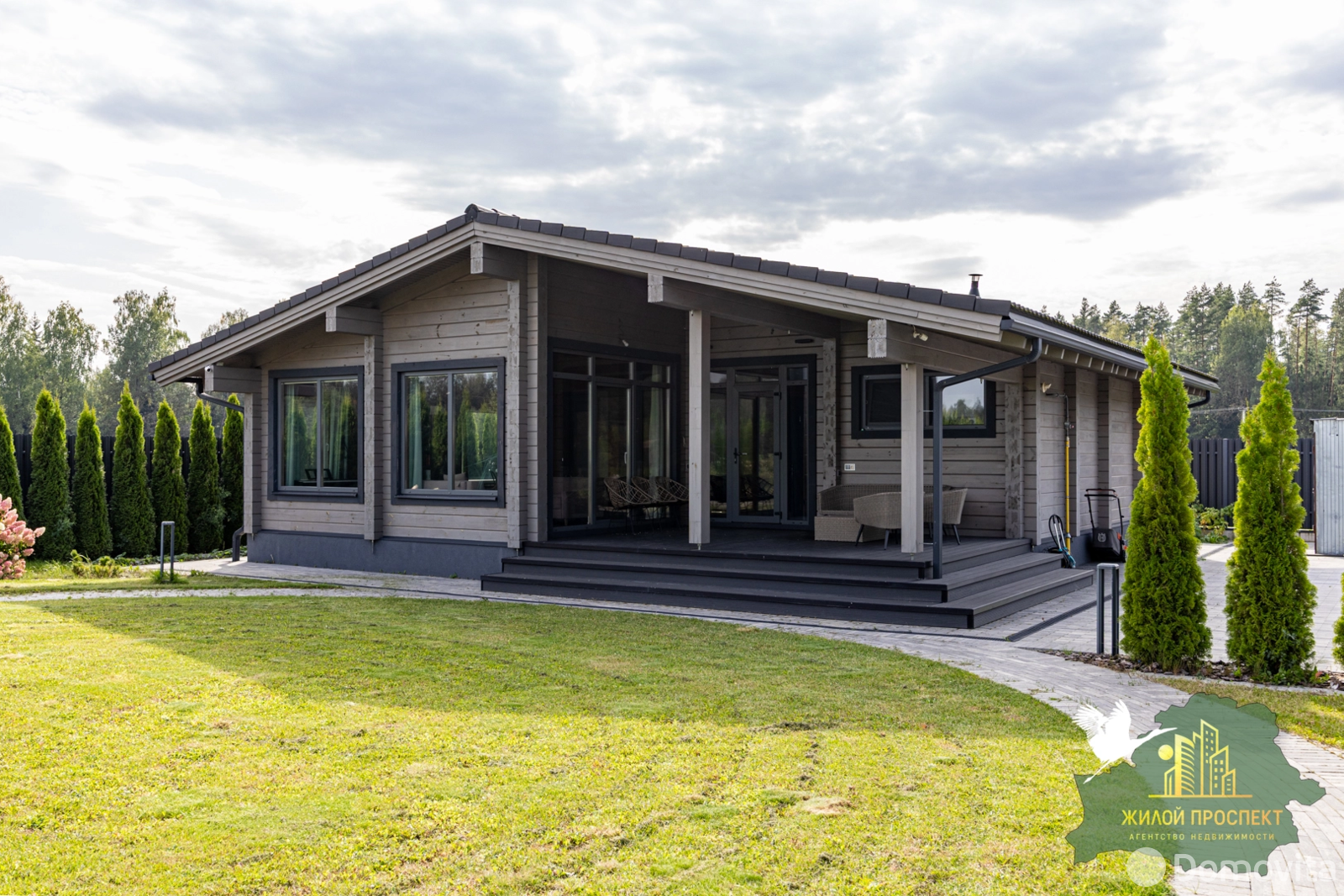 Продажа 1-этажной дачи в Озёрный берег Минская область, 260000USD, код 184022 - фото 1