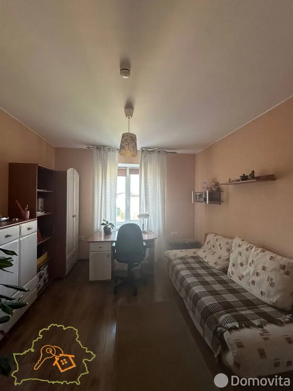 коттедж, Тычины, 