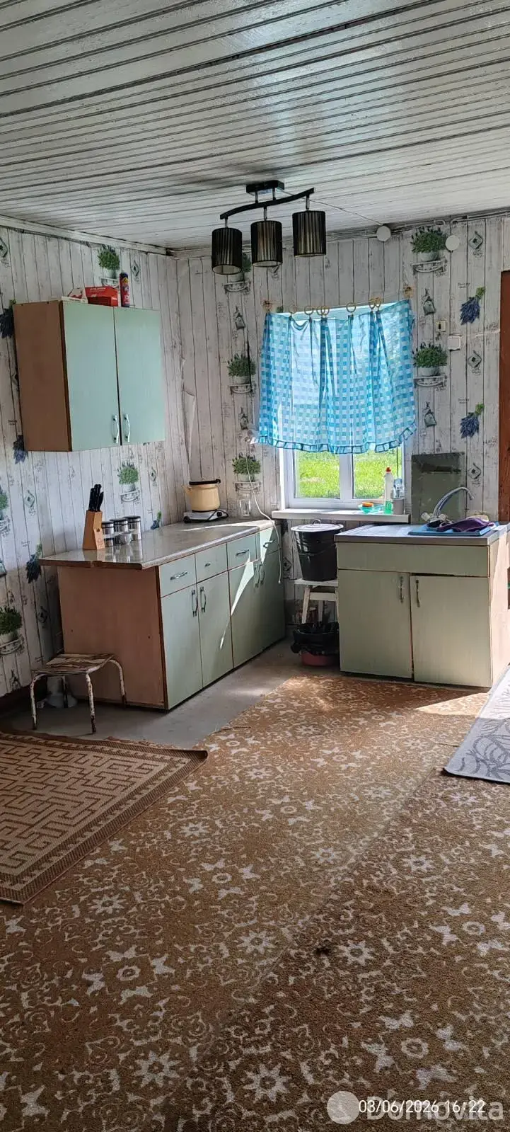 коттедж, Стайки, 