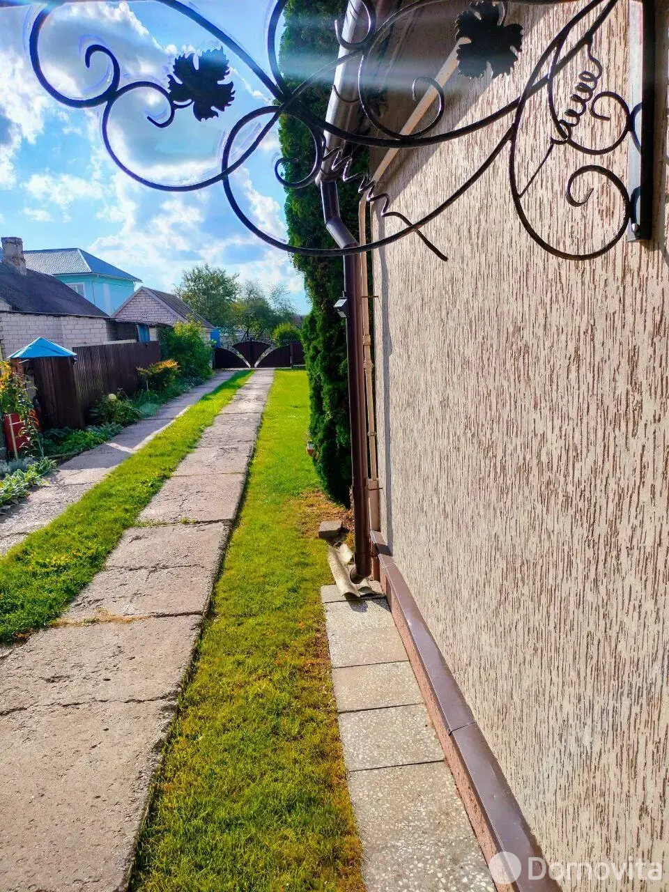 дом, Новоселки, д. 1 