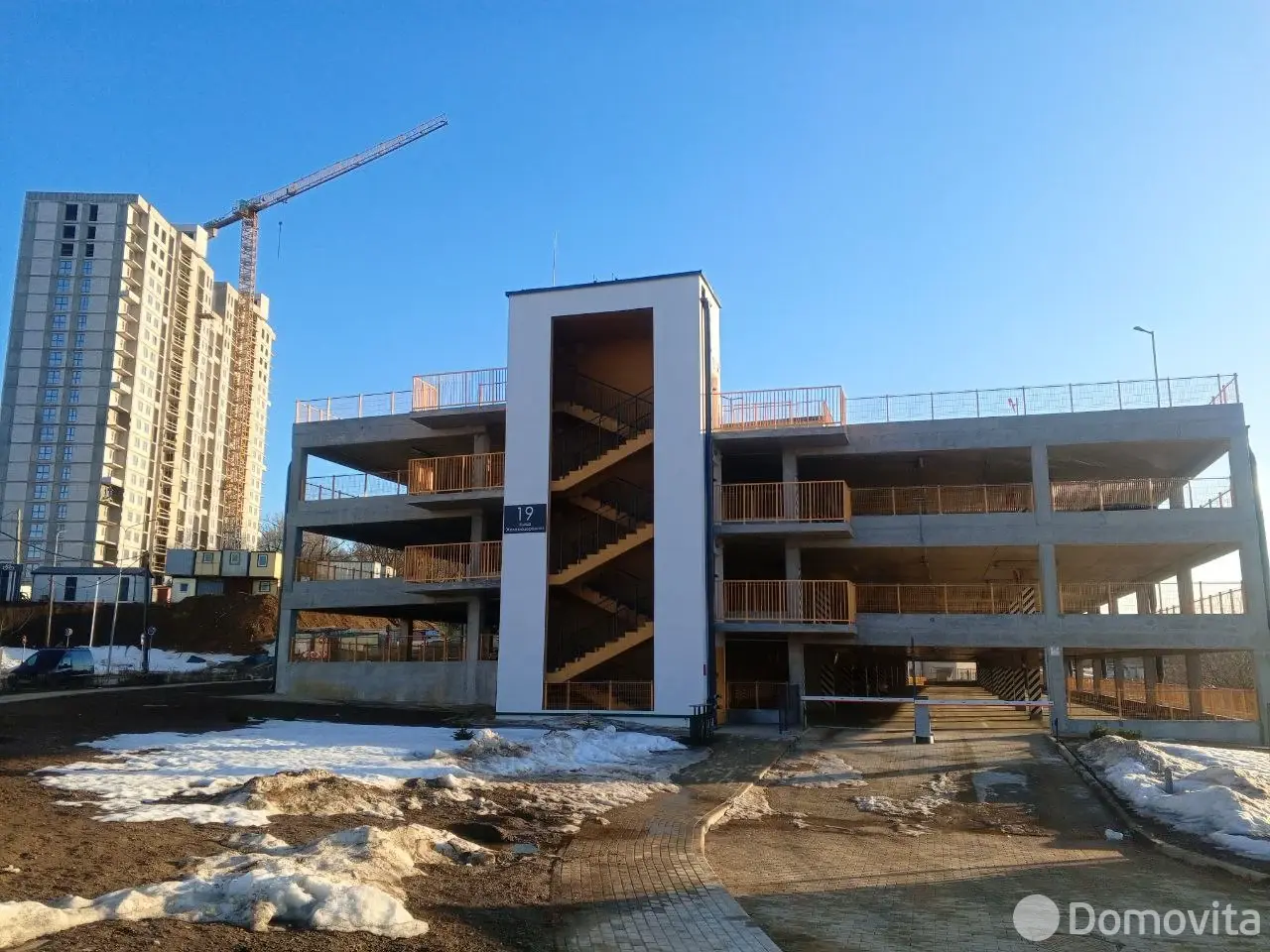 Купить машиноместо в Минске, ул. Железнодорожная, д. 19, код 9516 - фото 1