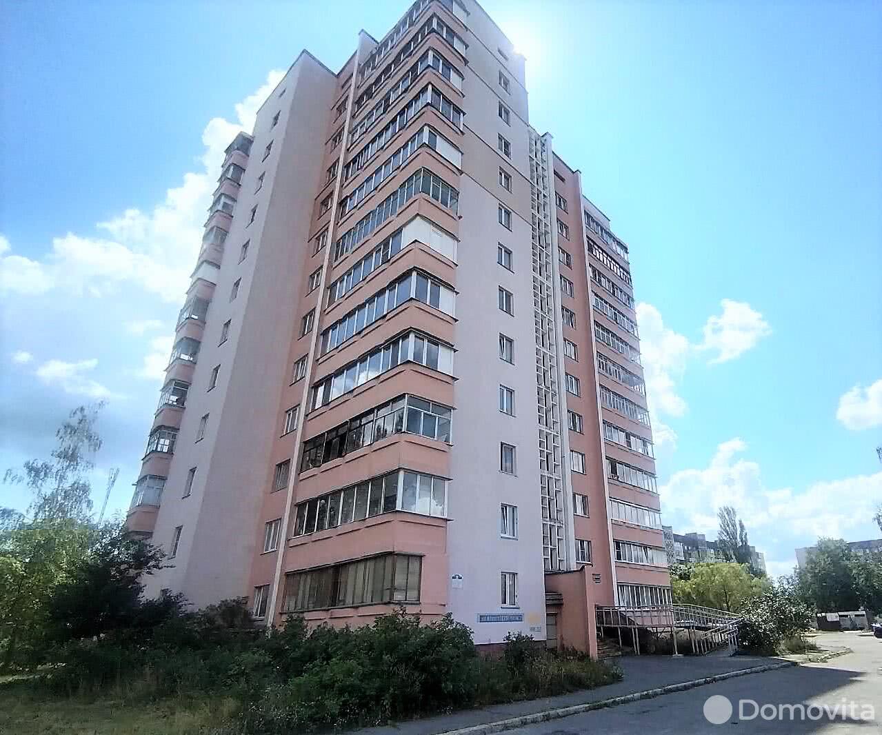 Купить 3-комнатную квартиру в Гомеле, ул. 60 лет СССР, д. 12/3, 57000 USD, код: 1032910 - фото 1