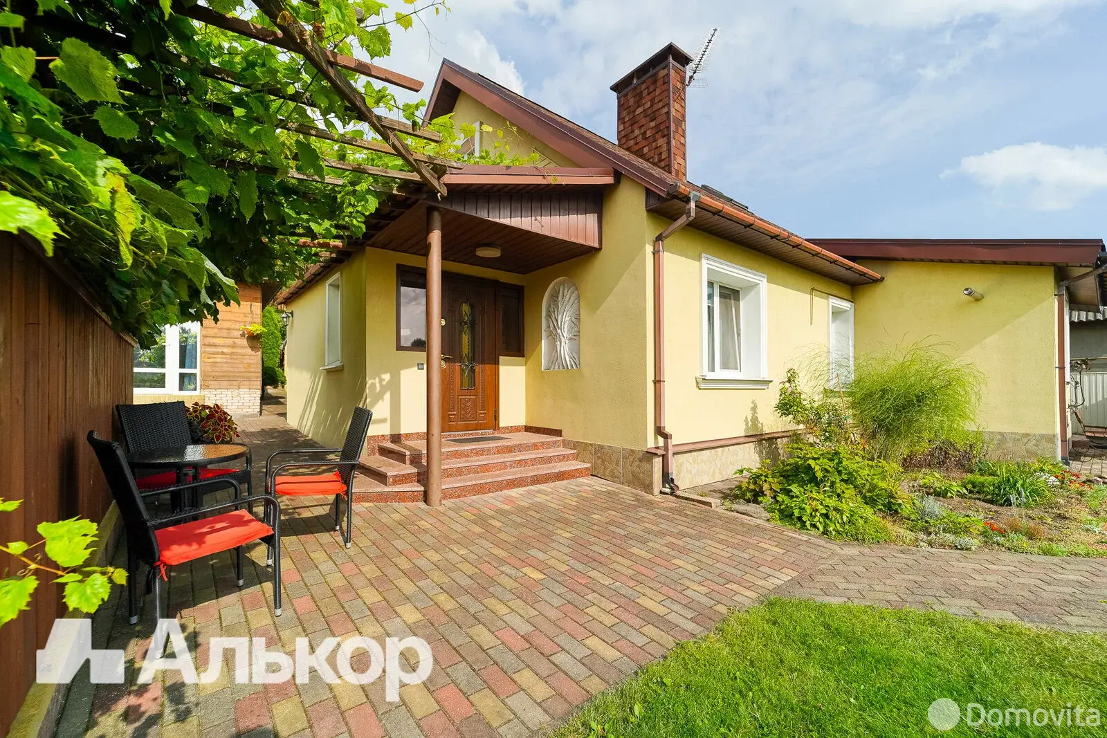 купить коттедж, Ждановичи, ул. Солнечная, д. 17