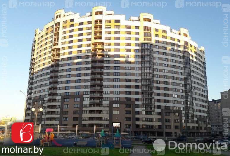 Купить 4-комнатную квартиру в Минске, ул. Аэродромная, д. 32, 198727 USD, код: 1012437 - фото 2