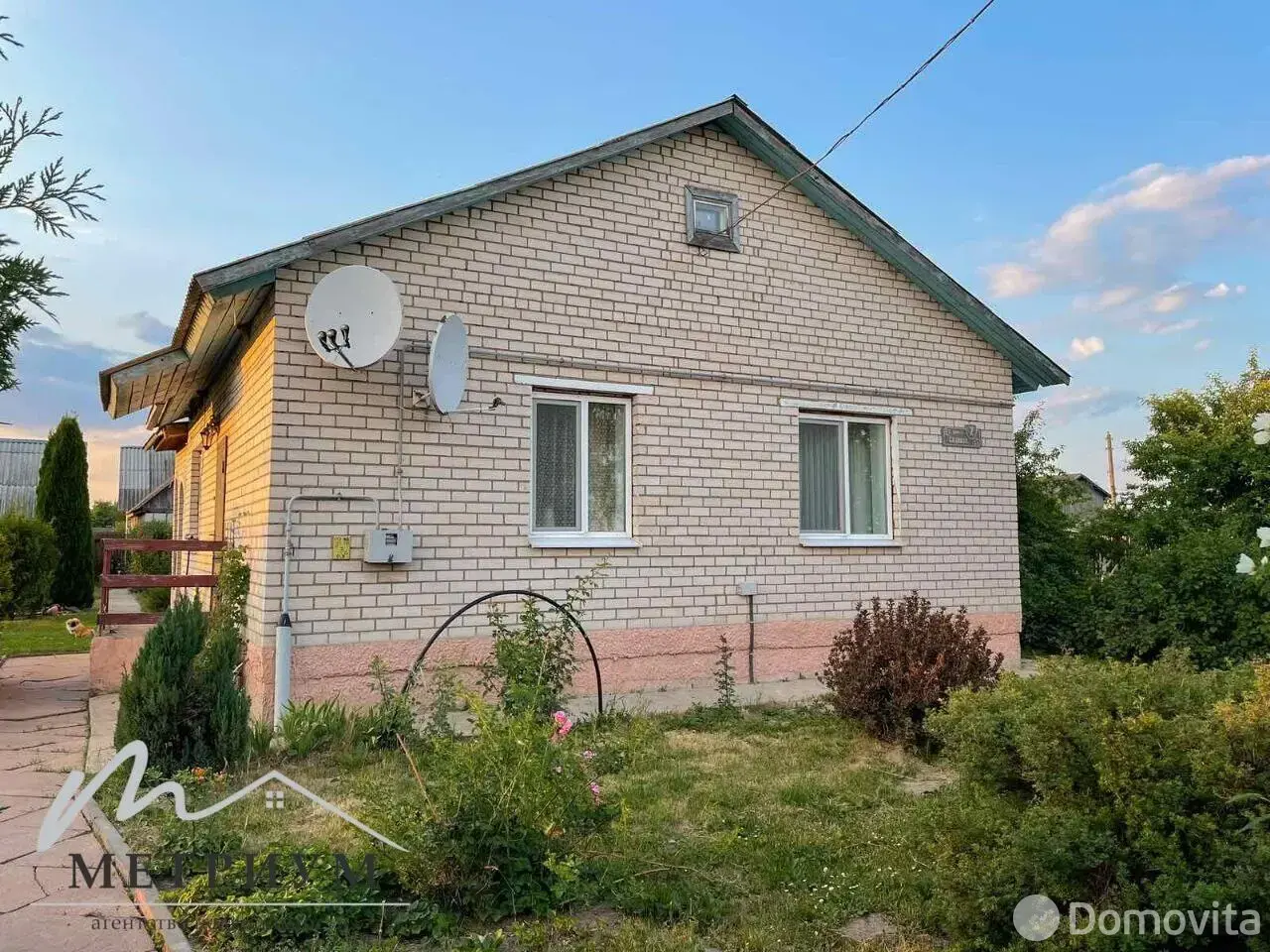 дом, Любишино, ул. Садовая