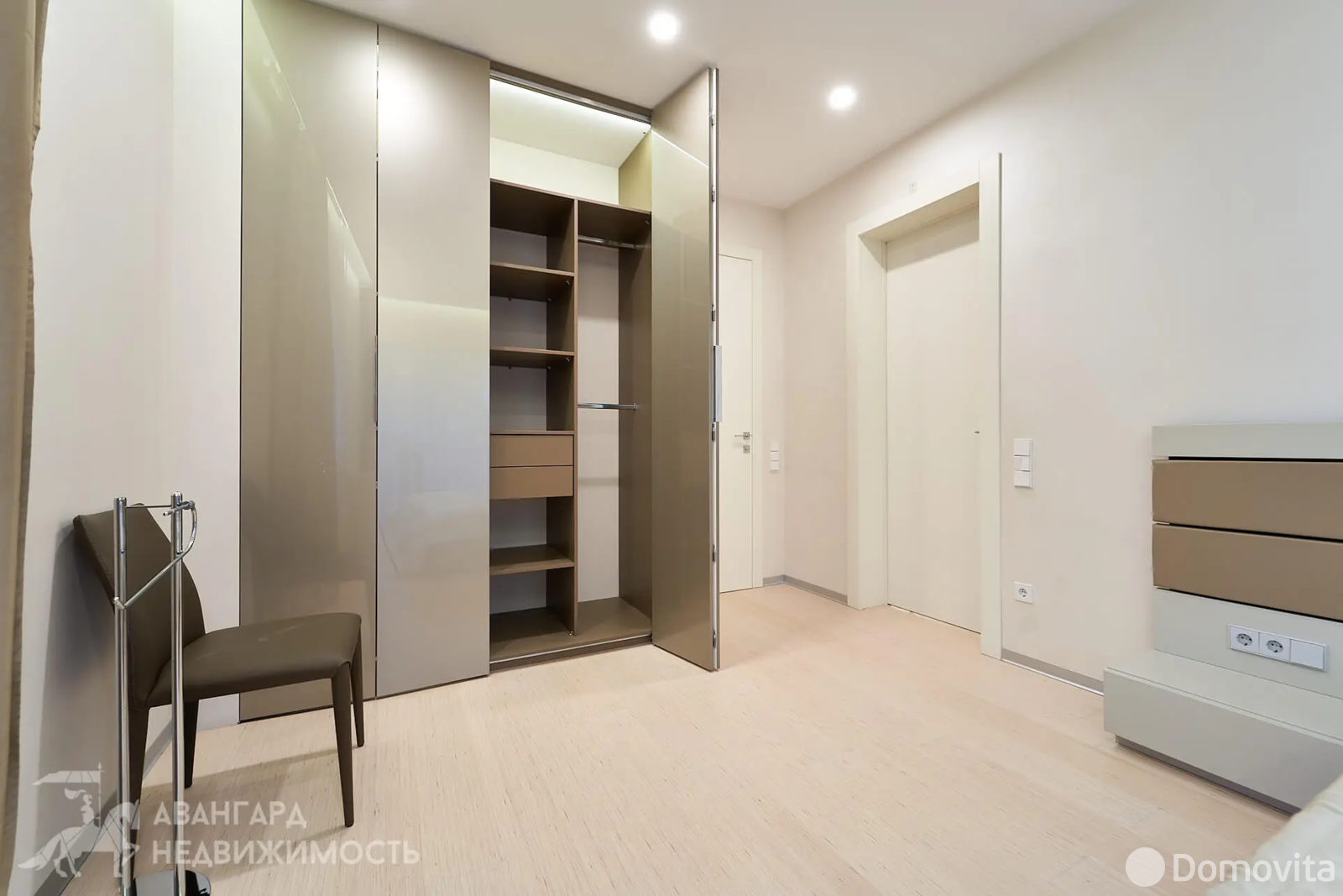 Снять 5-комнатную квартиру в Минске, ул. Максима Богдановича, д. 58Б, 3300USD, код 147407 - фото 24