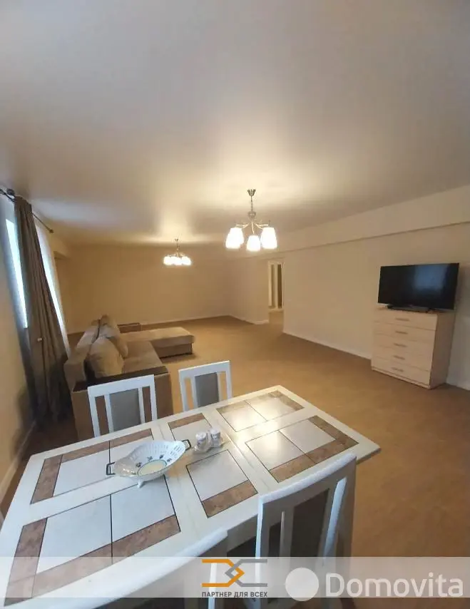 квартира, Минск, ул. Короленко, д. 13, стоимость аренды 1 454 р./мес.