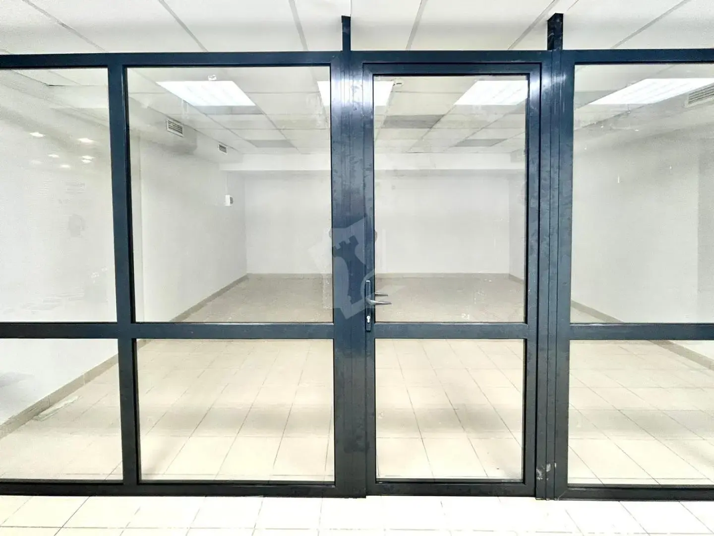 объект сферы услуг, Минск, ул. Кальварийская, д. 44 на ст. метро Молодежная