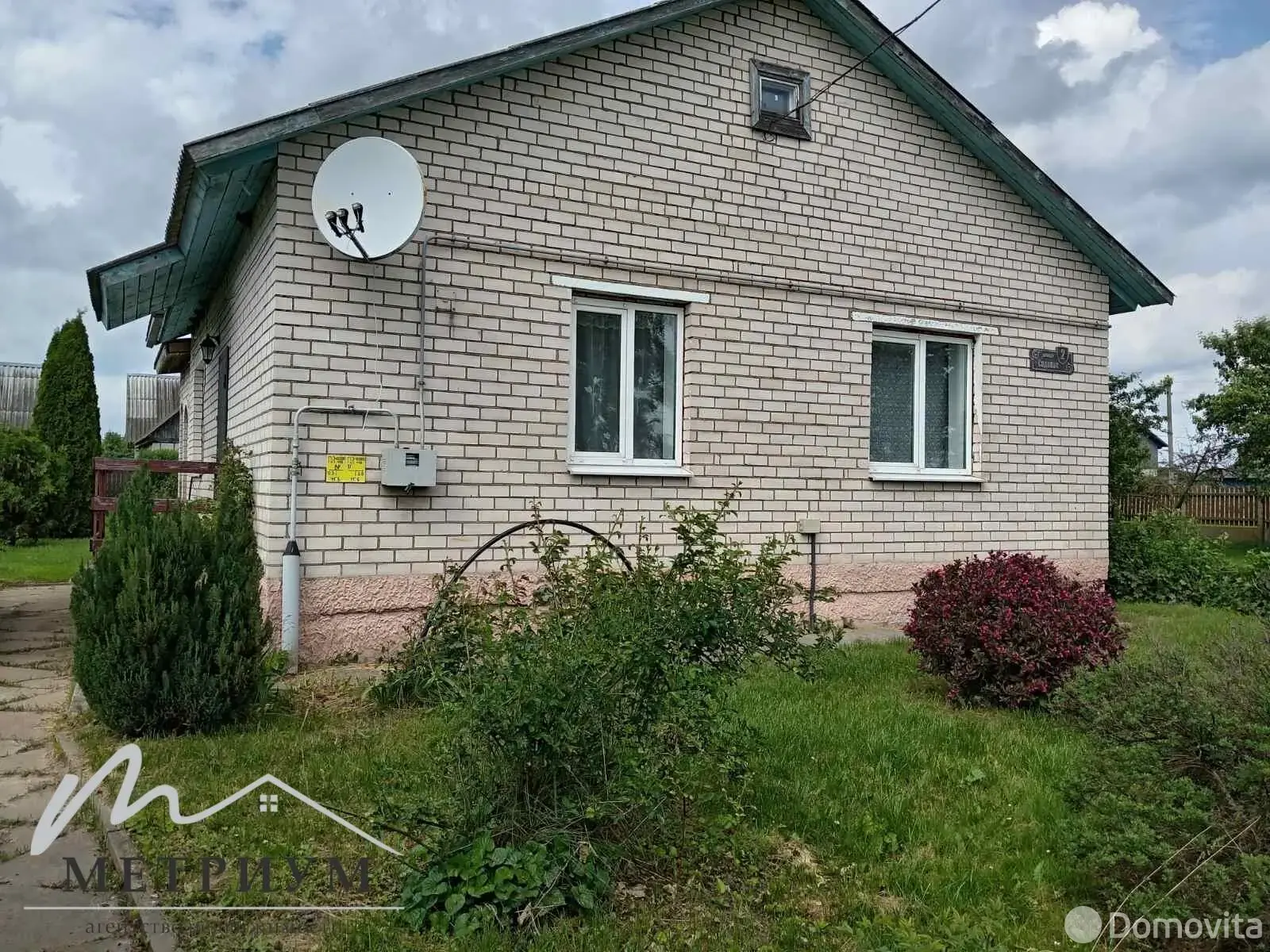 дом, Любишино, ул. Садовая