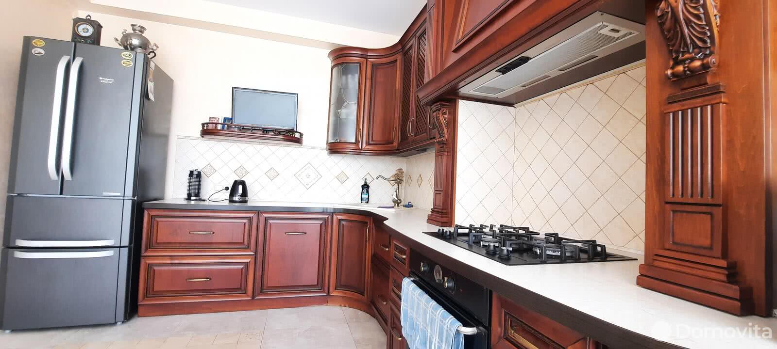 дом, Коробчицы, ул. Нарочанская, д. 23, стоимость продажи 532 363 р.