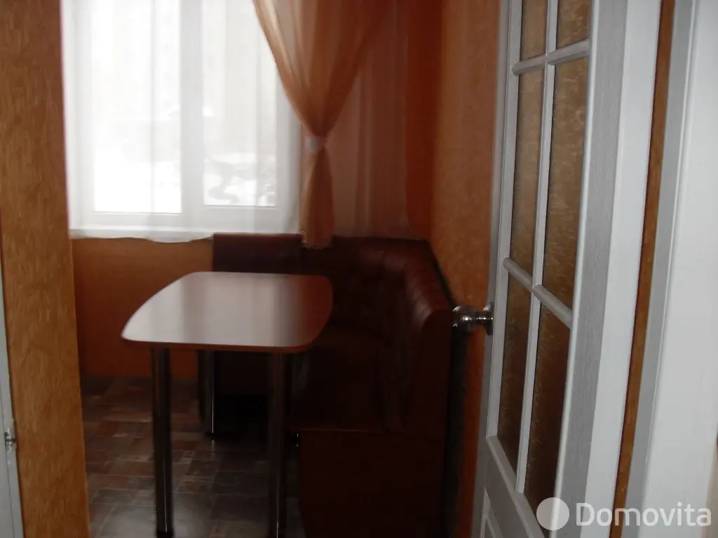 квартира, Минск, ул. Асаналиева, д. 13/3, стоимость аренды 950 р./мес.