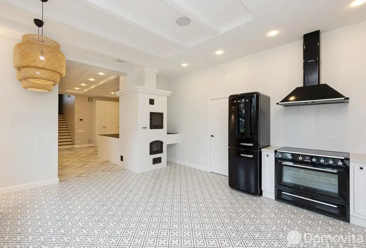 дом, Погребище, , стоимость продажи 5 671 968 р.