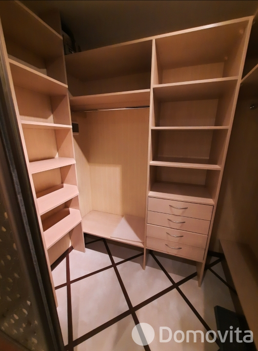 квартира, Минск, ул. Нововиленская, д. 13А в Центральном районе