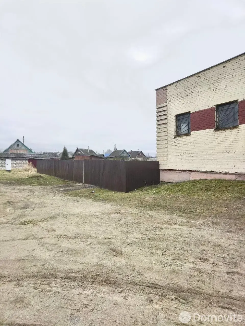 торговый объект, Городок, ул. Вокзальная, д. 1