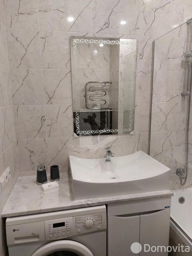 квартира, Минск, ул. Игоря Лученка, д. 9, стоимость аренды 1 891 р./мес.