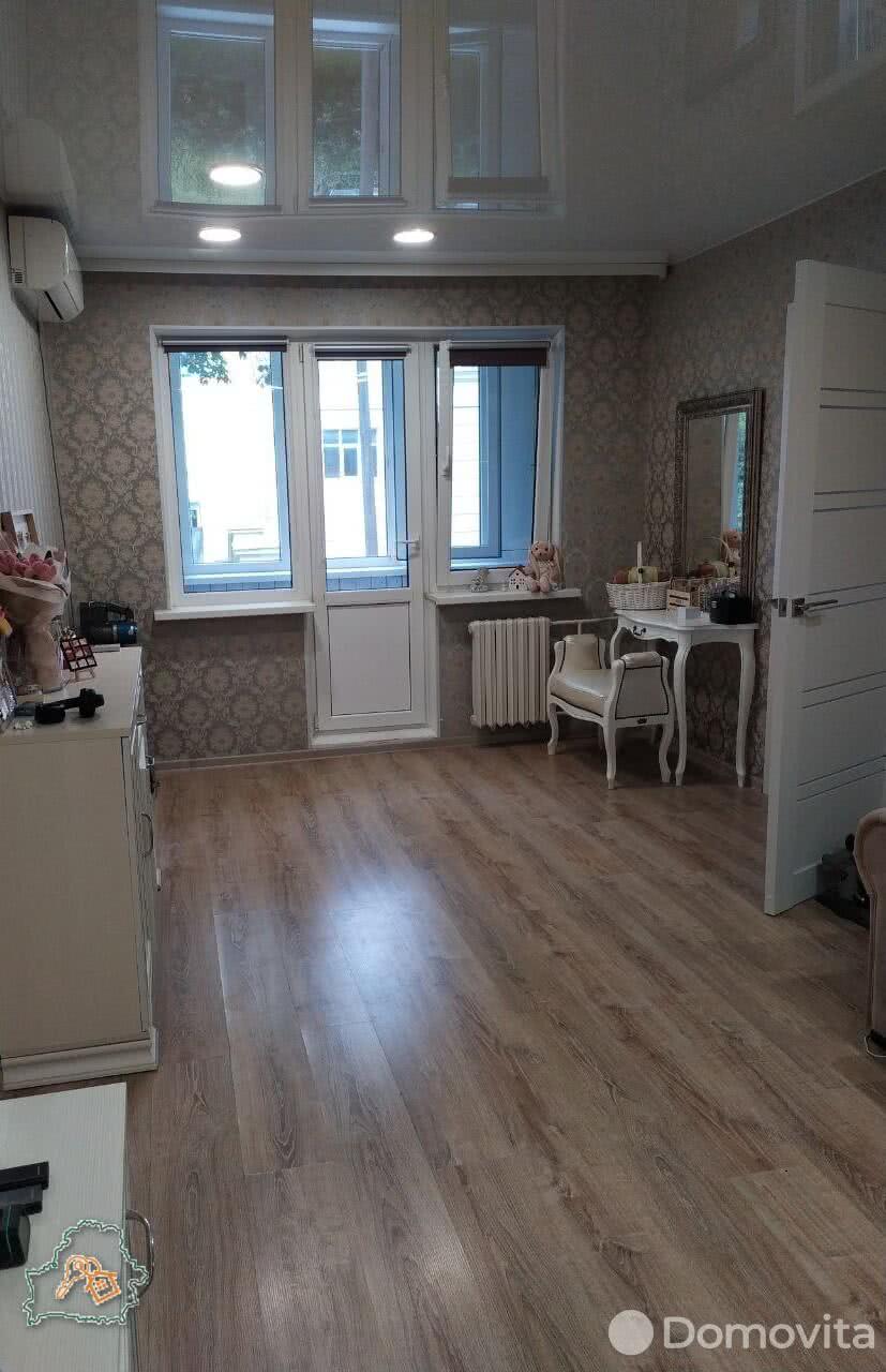 Купить 2-комнатную квартиру в Гомеле, ул. Барыкина, д. 121, 38500 USD, код: 1024933 - фото 3