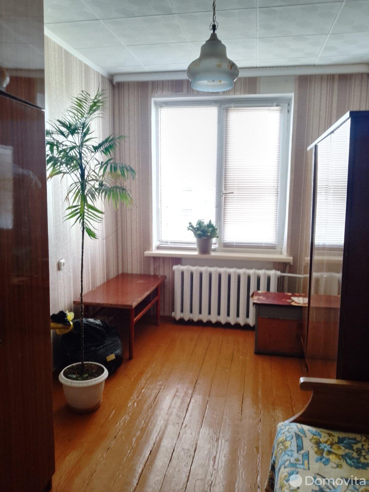 Купить 3-комнатную квартиру в Микашевичах, ул. Первомайская, д. 10А, 24000 USD, код: 1007180 - фото 4