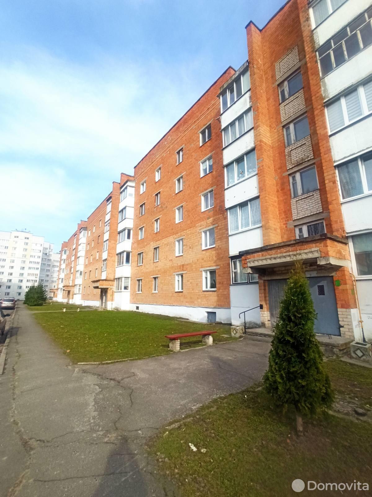 Купить 3-комнатную квартиру в Пинске, пр-т Жолтовского, д. 45, 31500 USD, код: 961020 - фото 1