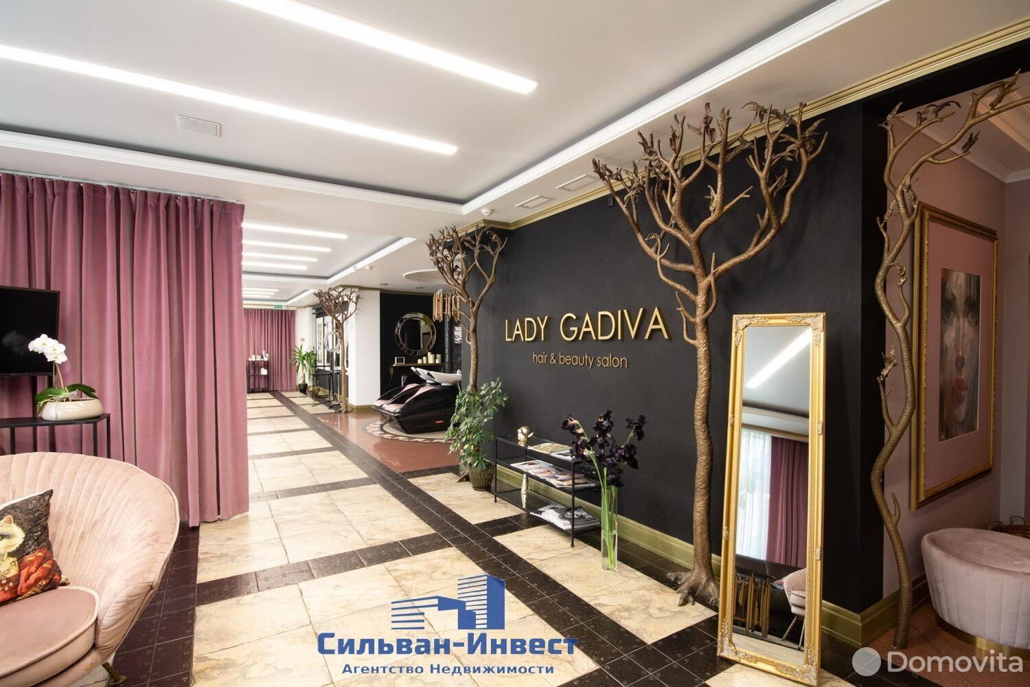 Аренда торговой точки на ул. Немига, д. 38 в Минске, 6120EUR, код 965264 - фото 1