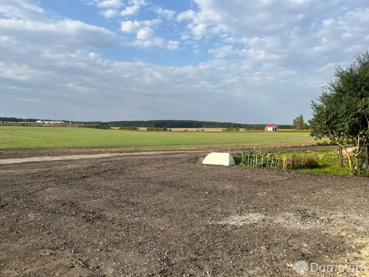 гараж, Большой Тростенец, ул. Совхозная, д. 44А