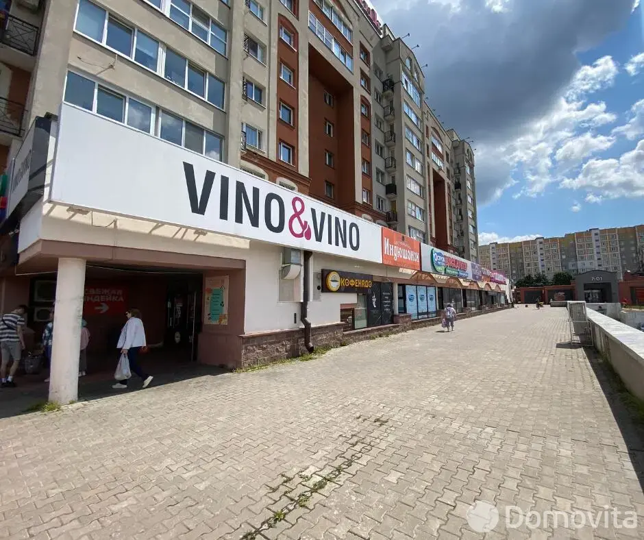 торговый объект, Минск, ул. Руссиянова, д. 4, стоимость аренды 3 043 р./мес.