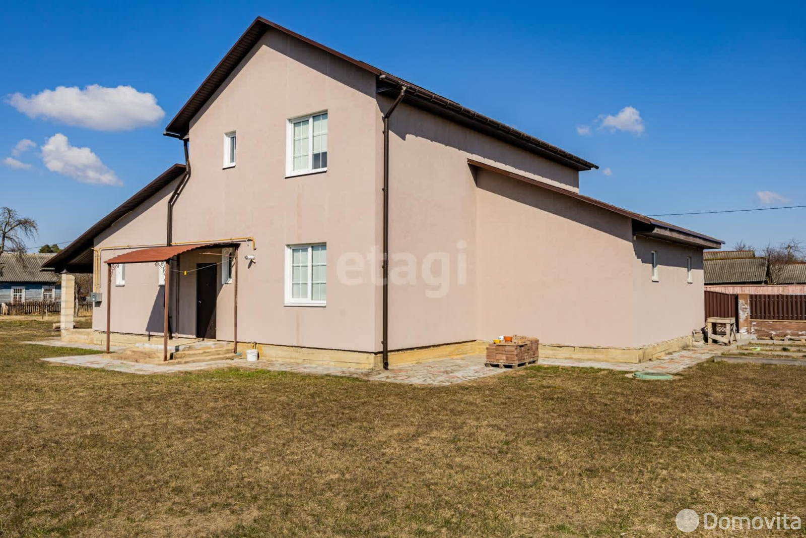 дом, Червень, ул. Красная 