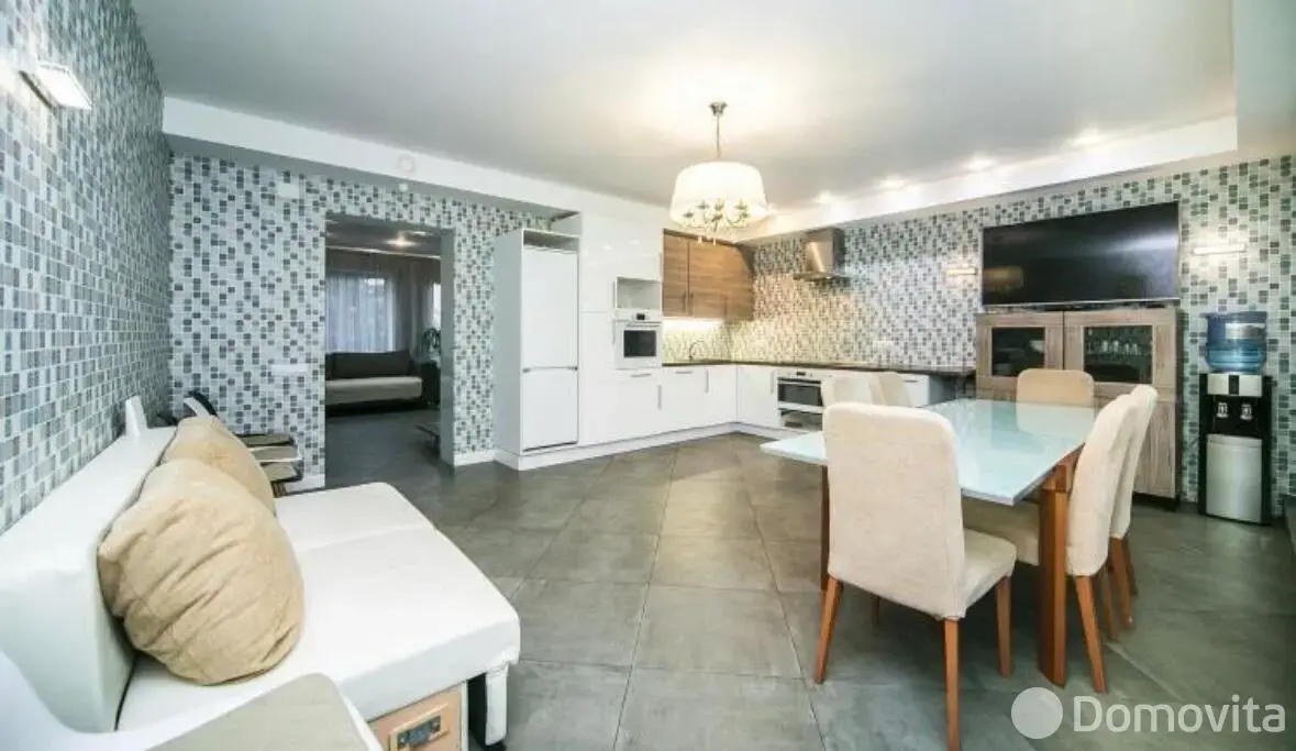 дом, Черняховский, ул. Озёрная, д. 7