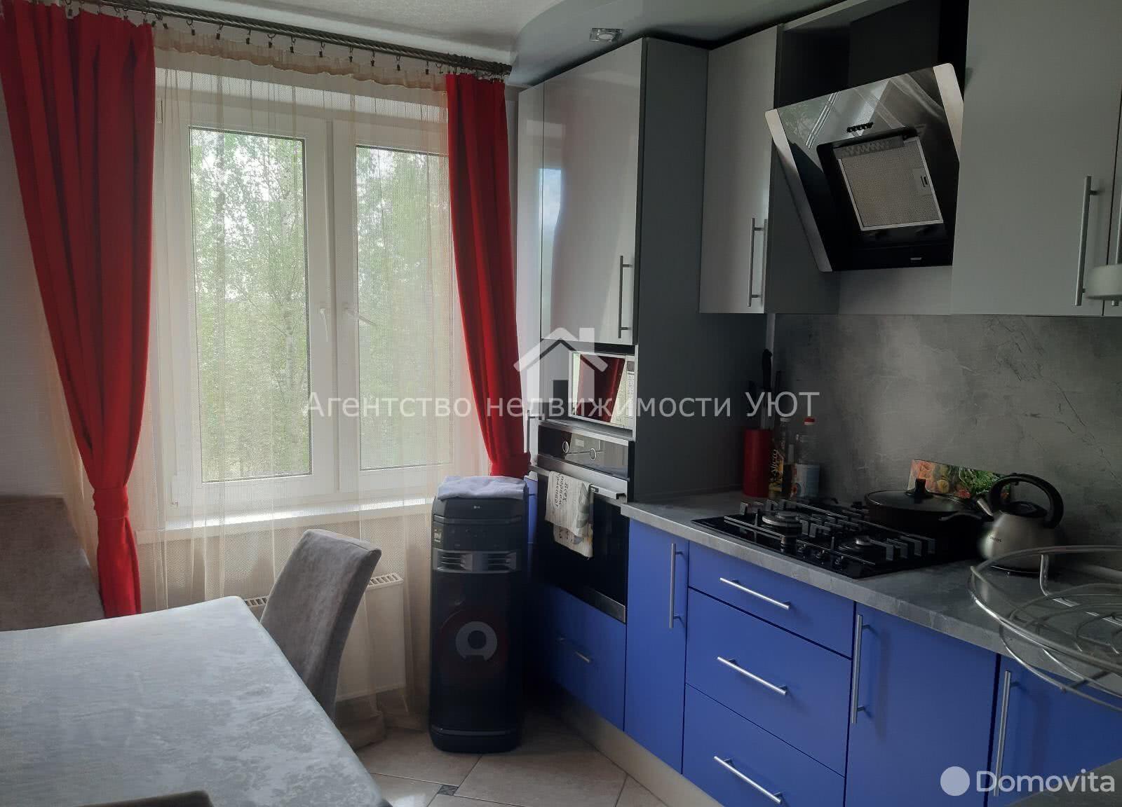 Купить 2-комнатную квартиру в Витебске, ул. Гагарина, д. 218, 28000 USD, код: 1008586 - фото 1