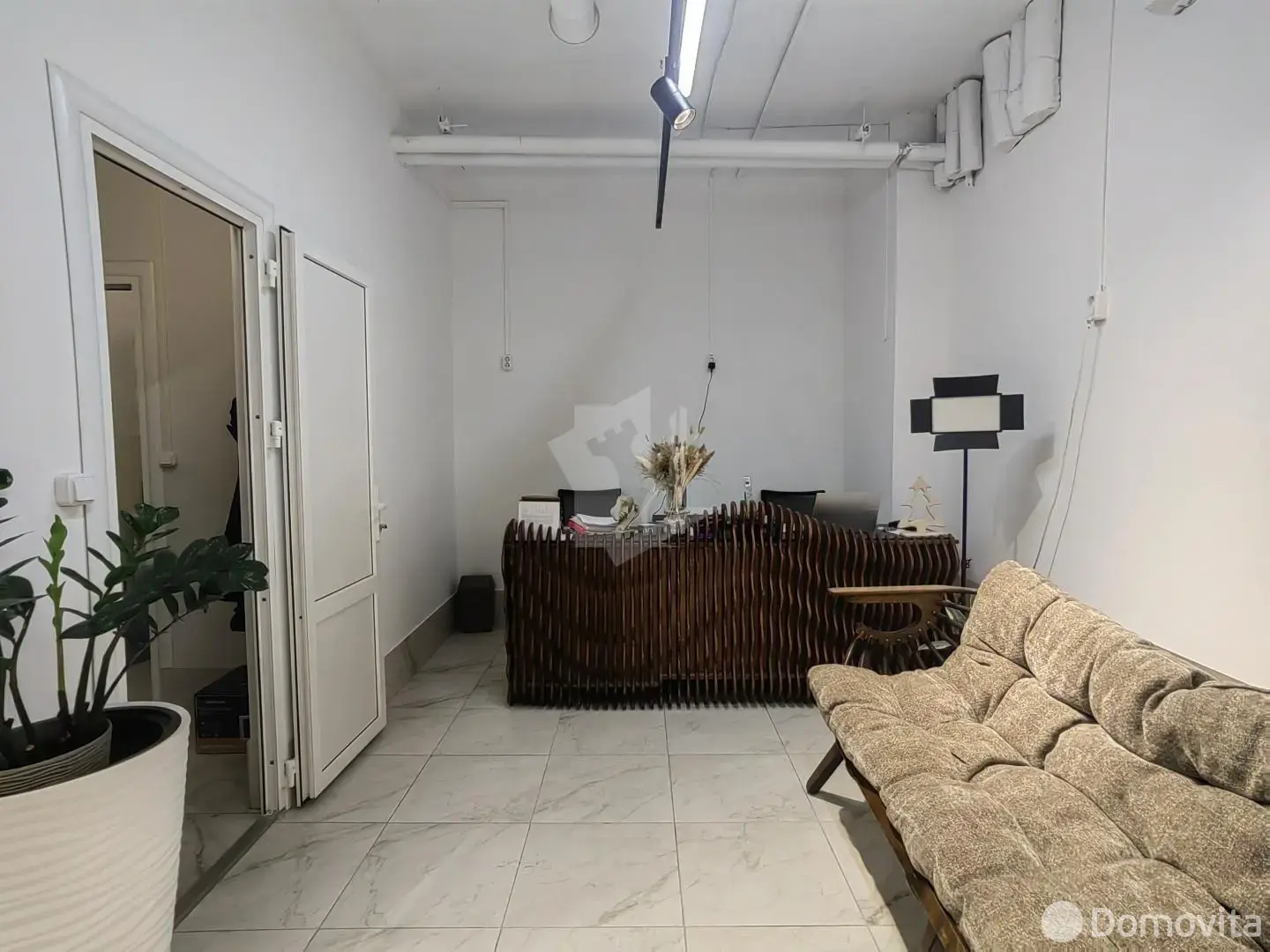 Помещение под сферу услуг в Минске, ул. Петра Мстиславца, д. 8, код 3915 - фото 4