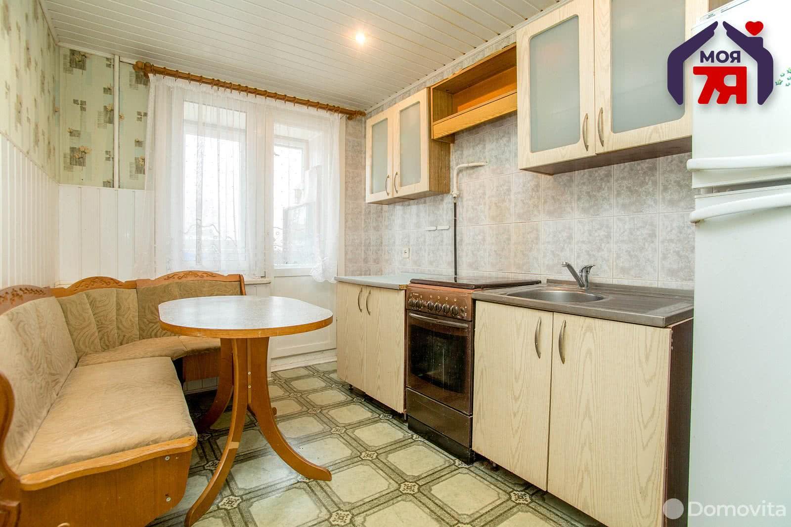 Продажа 3-комнатной квартиры в Сморгони, ул. Якуба Коласа, д. 51, 33000 USD, код: 987411 - фото 2