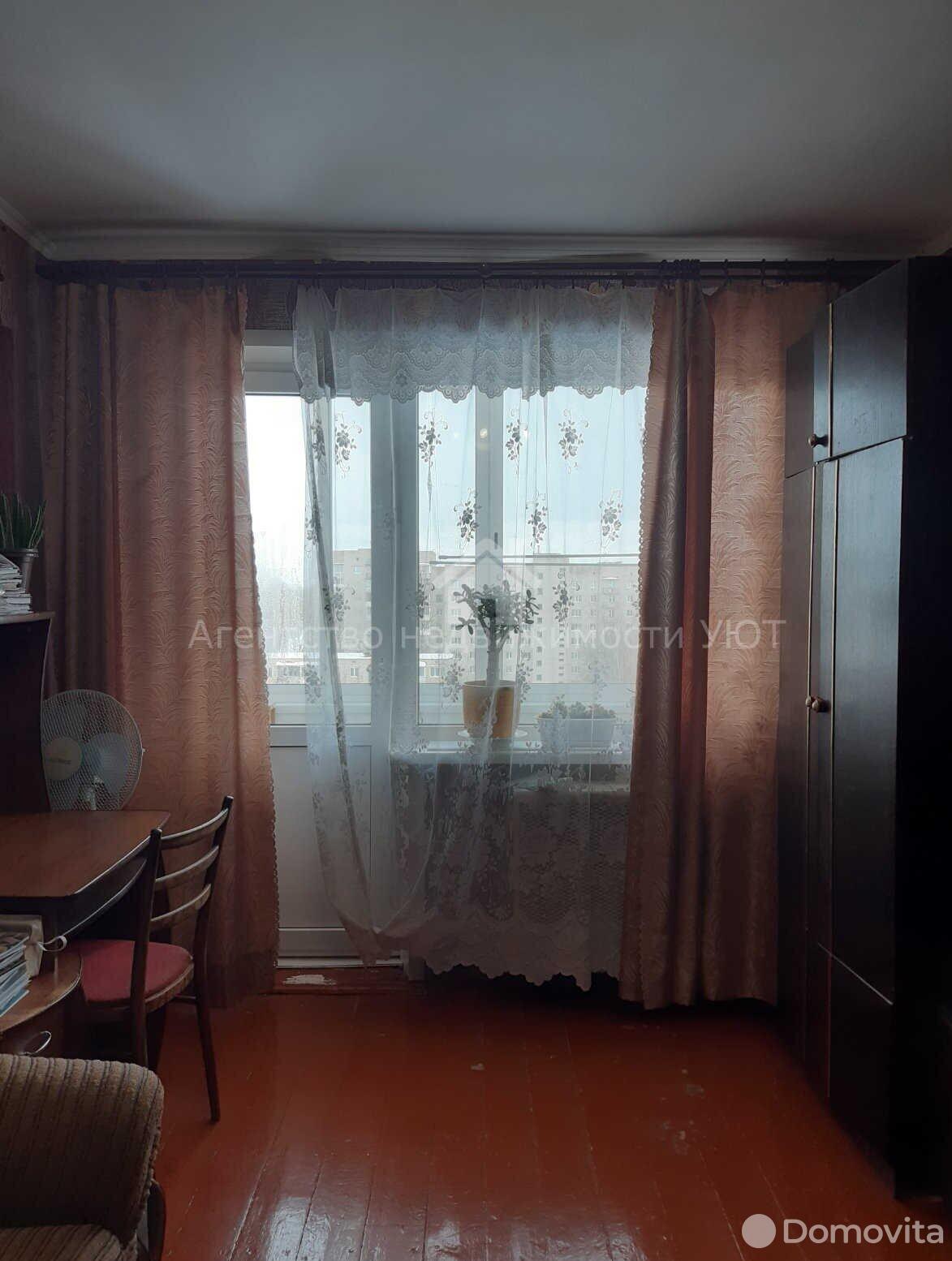 Купить 2-комнатную квартиру в Витебске, ул. Смоленская, 33000 USD, код: 682373 - фото 1