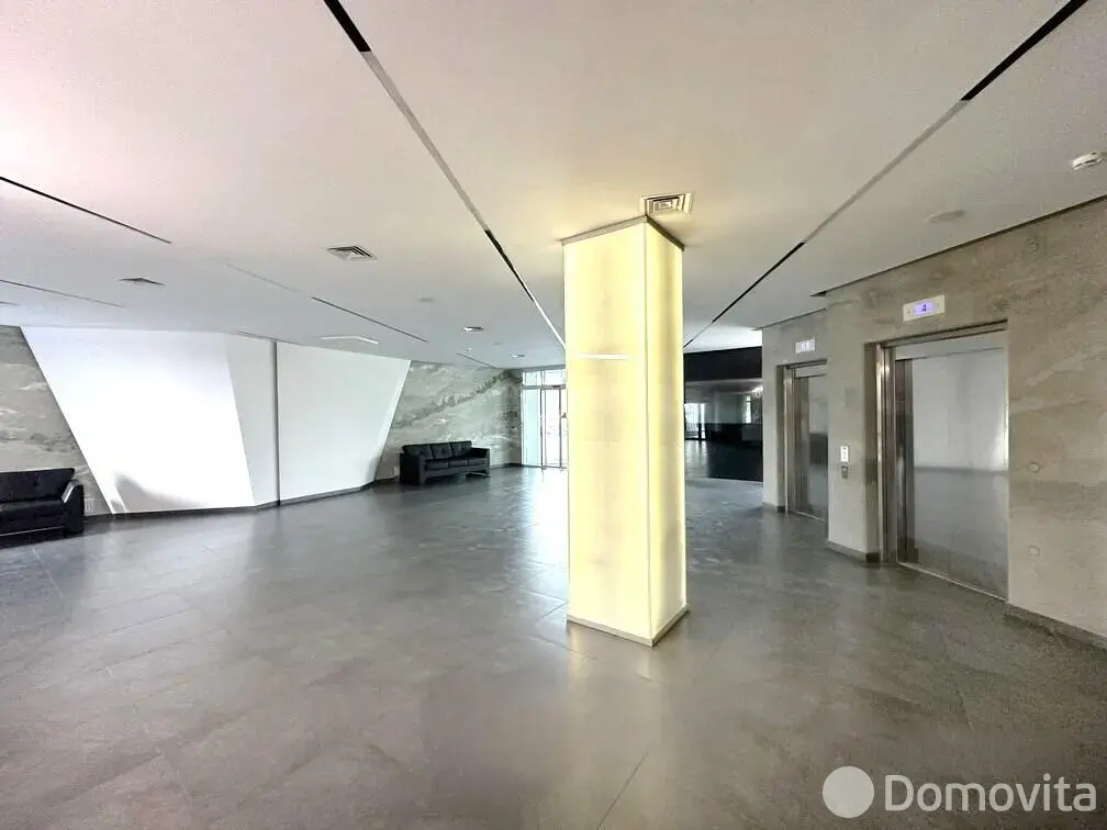 объект сферы услуг, Большое Стиклево, д. 83, стоимость аренды 13 368 р./мес.