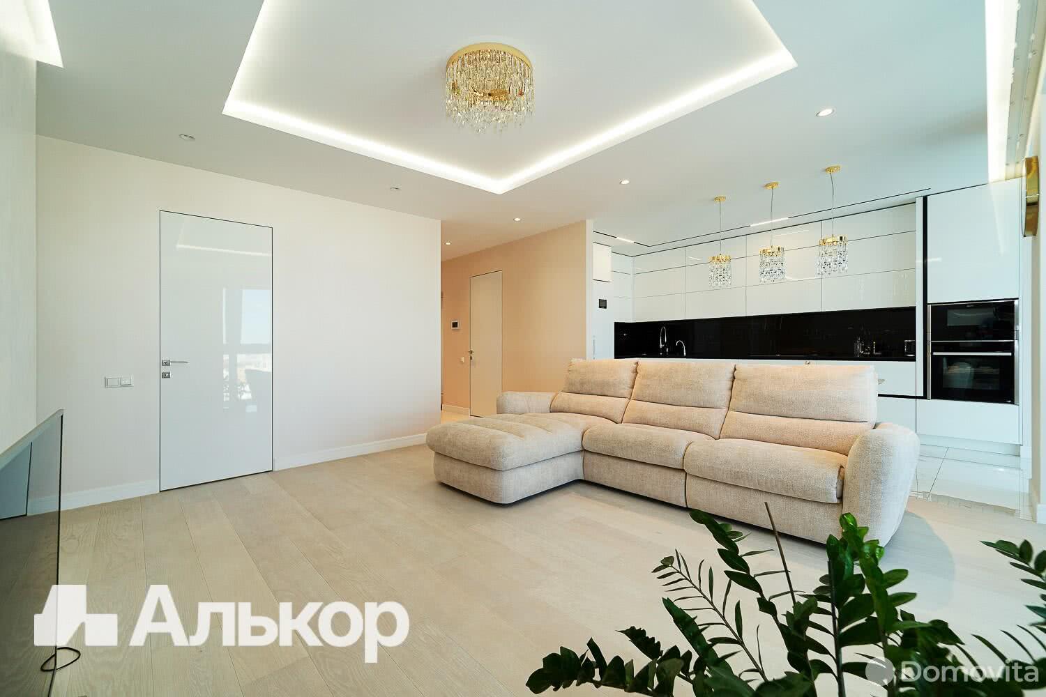 Купить 4-комнатную квартиру в Минске, ул. Грибоедова, д. 1, 275000 USD, код: 1022862 - фото 2