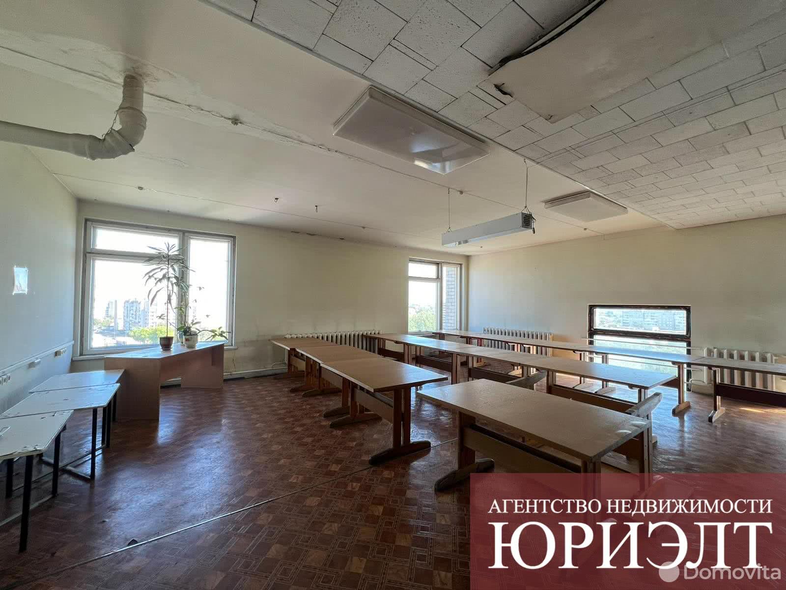 Купить складское помещение на ул. Писателя Смирнова, д. 66 в Бресте - фото 13