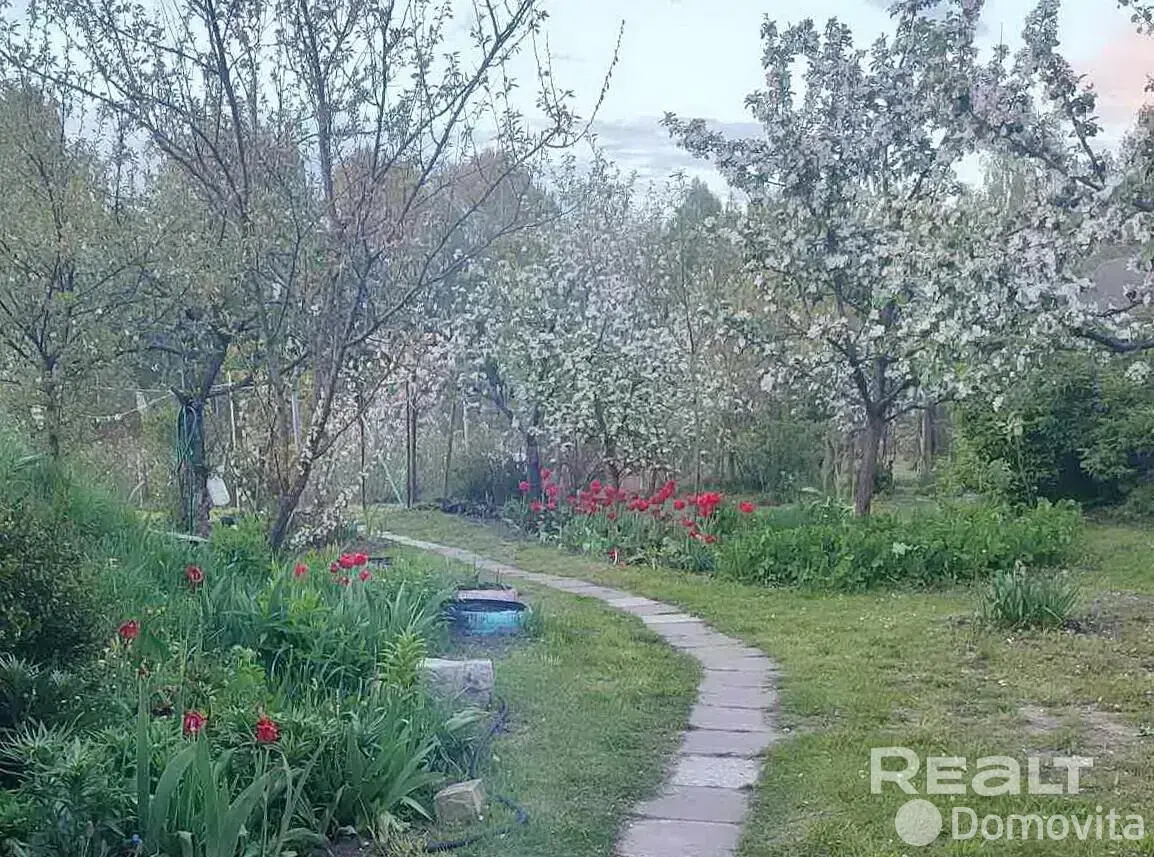 дом, Лотва, ул. Молодёжная
