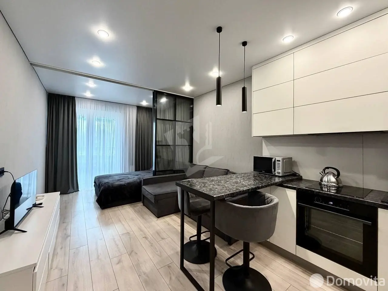 Снять 1-комнатную квартиру в Минске, ул. Братская, д. 8, 450USD, код 151339 - фото 1