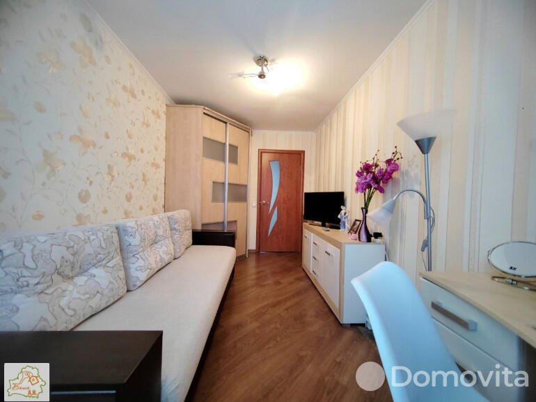 Продажа 3-комнатной квартиры в Гомеле, ул. Склезнева, д. 3, 43000 USD, код: 965021 - фото 1
