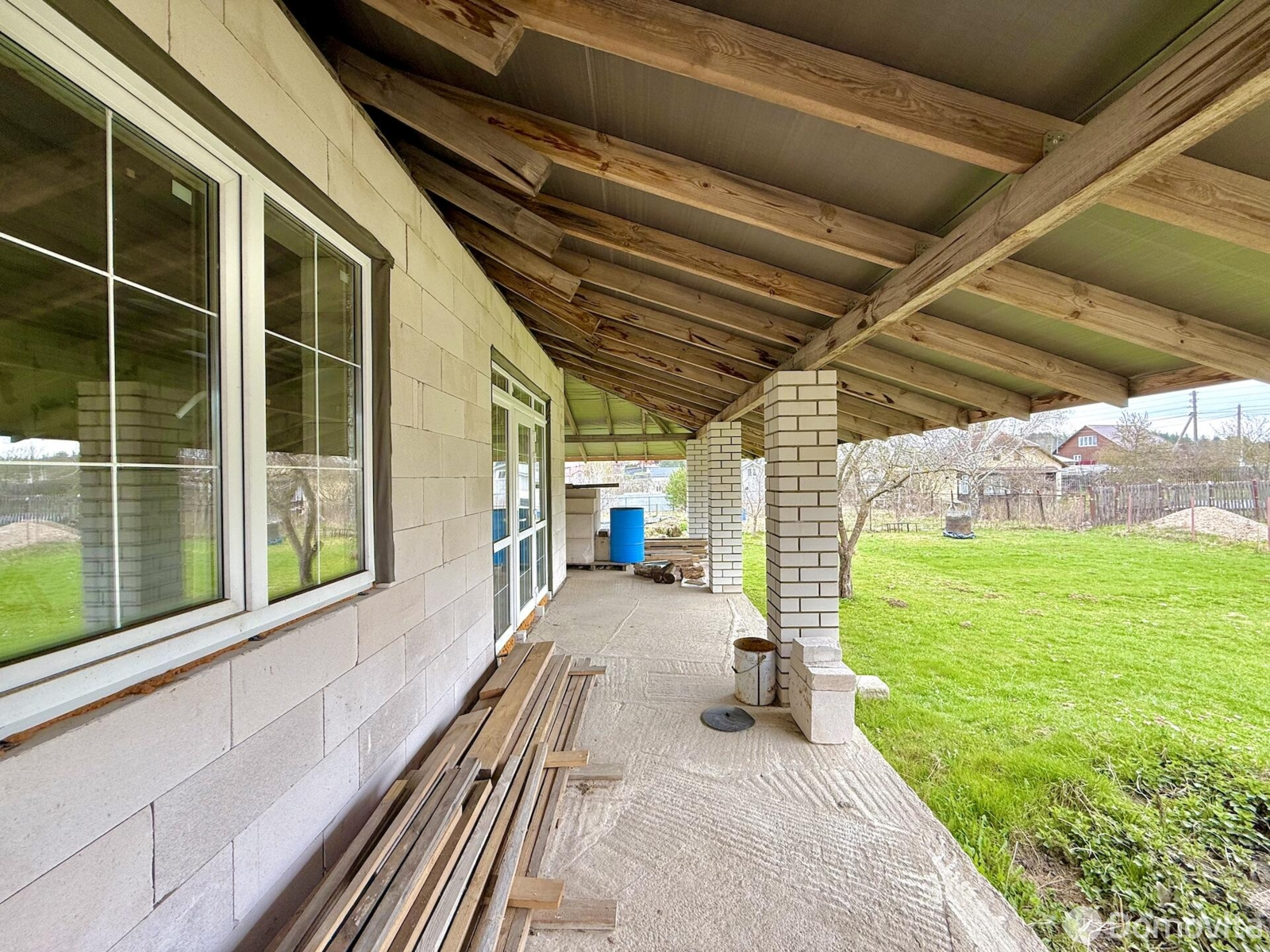 коттедж, Экран, д. 15