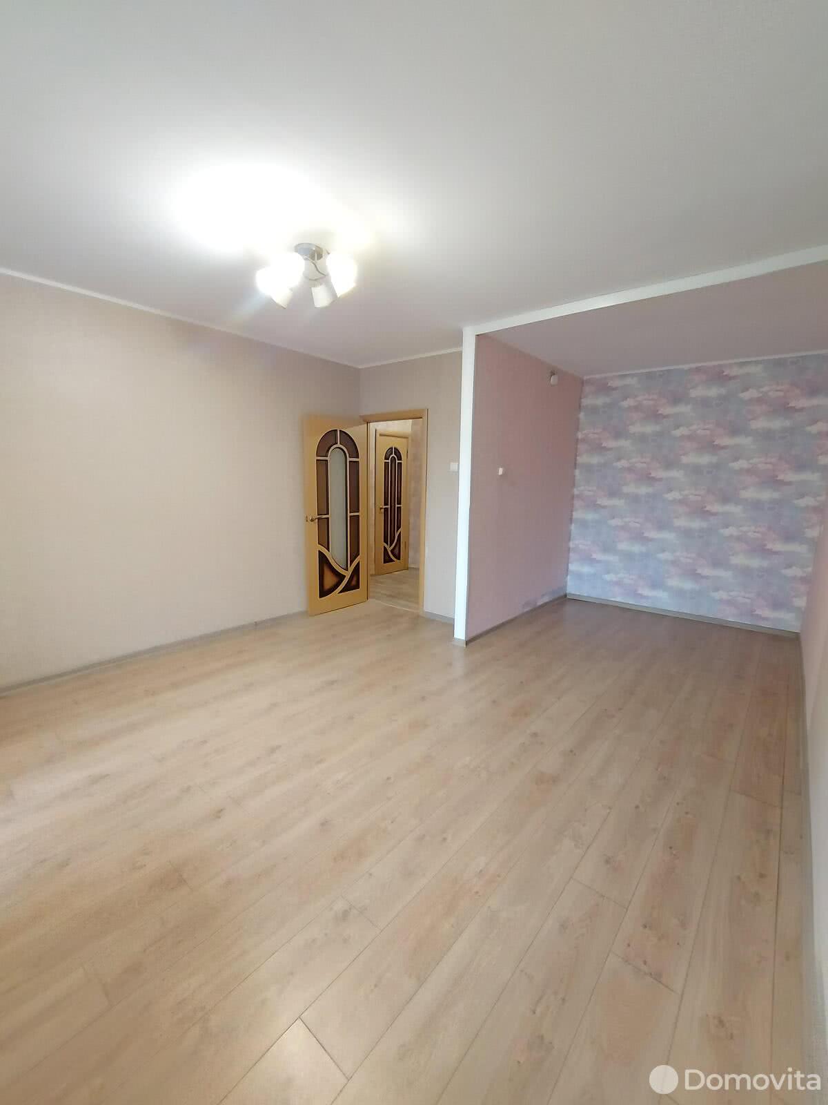 Купить 1-комнатную квартиру в Борисове, ул. Гагарина, д. 75, 35000 USD, код: 1013181 - фото 1