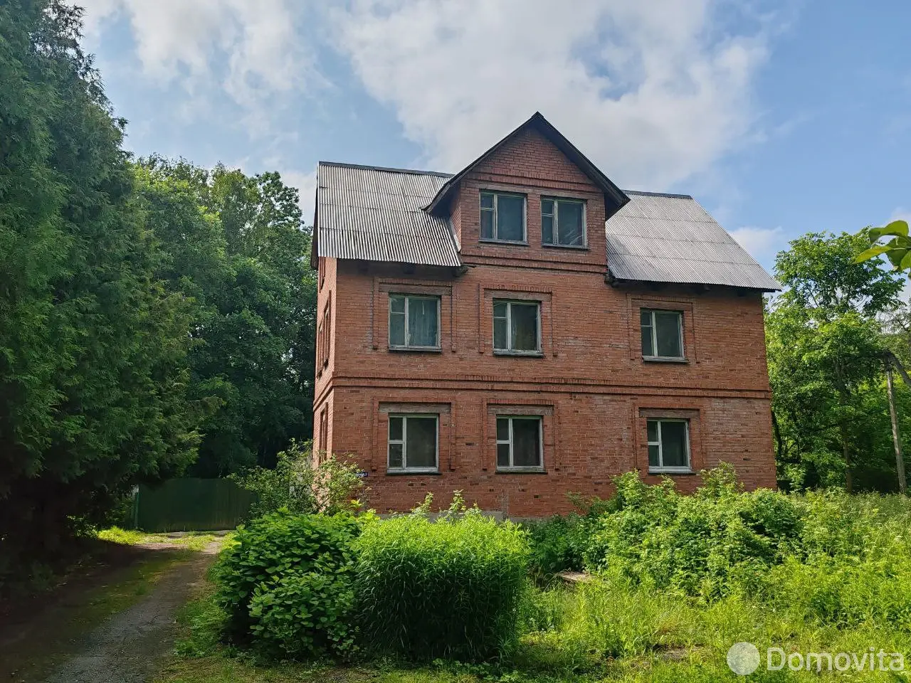 коттедж, Лужесно, ул. Листвиничная