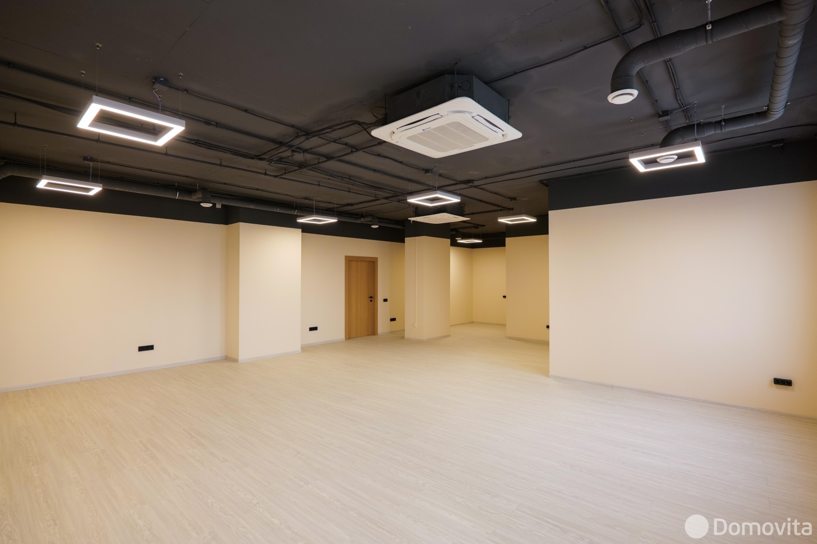 офис, Минск, ул. Интернациональная, д. 38, стоимость аренды 3 221 р./мес.