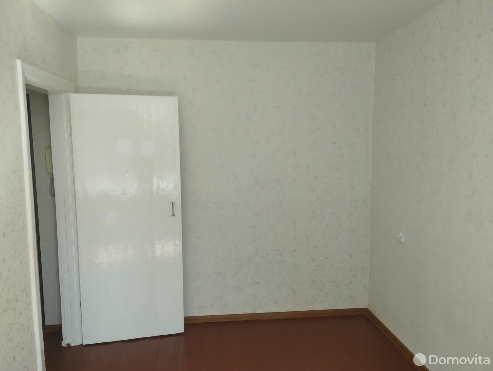 Купить 1-комнатную квартиру в Гомеле, ул. Рабочая, д. 20, 20000 USD, код: 1018224 - фото 1