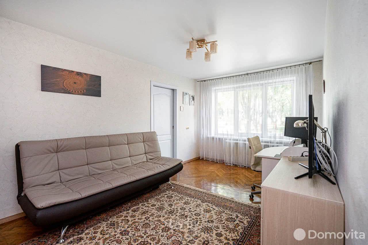 Продажа 3-комнатной квартиры в Минске, ул. Болеслава Берута, д. 22/1, 79000 USD, код: 1017366 - фото 1