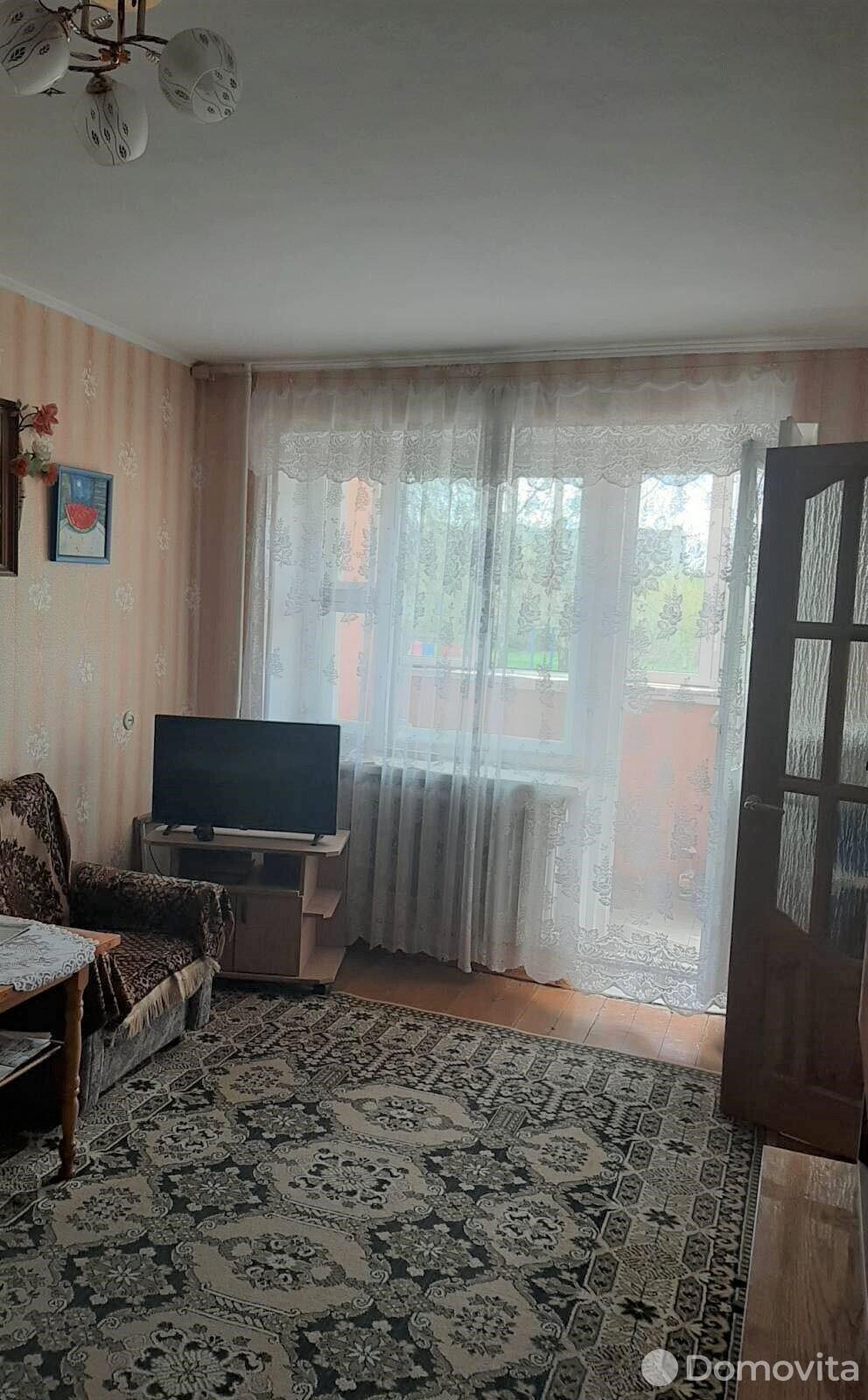 Продажа 3-комнатной квартиры в Буйничах, ул. Орловского, д. 32, 29700 USD, код: 897993 - фото 2