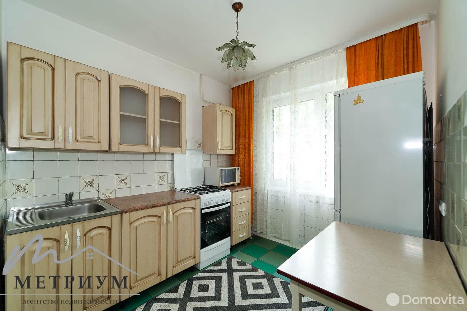 Купить 3-комнатную квартиру в Минске, ул. Корженевского, д. 31, 82800 USD, код: 1015936 - фото 1