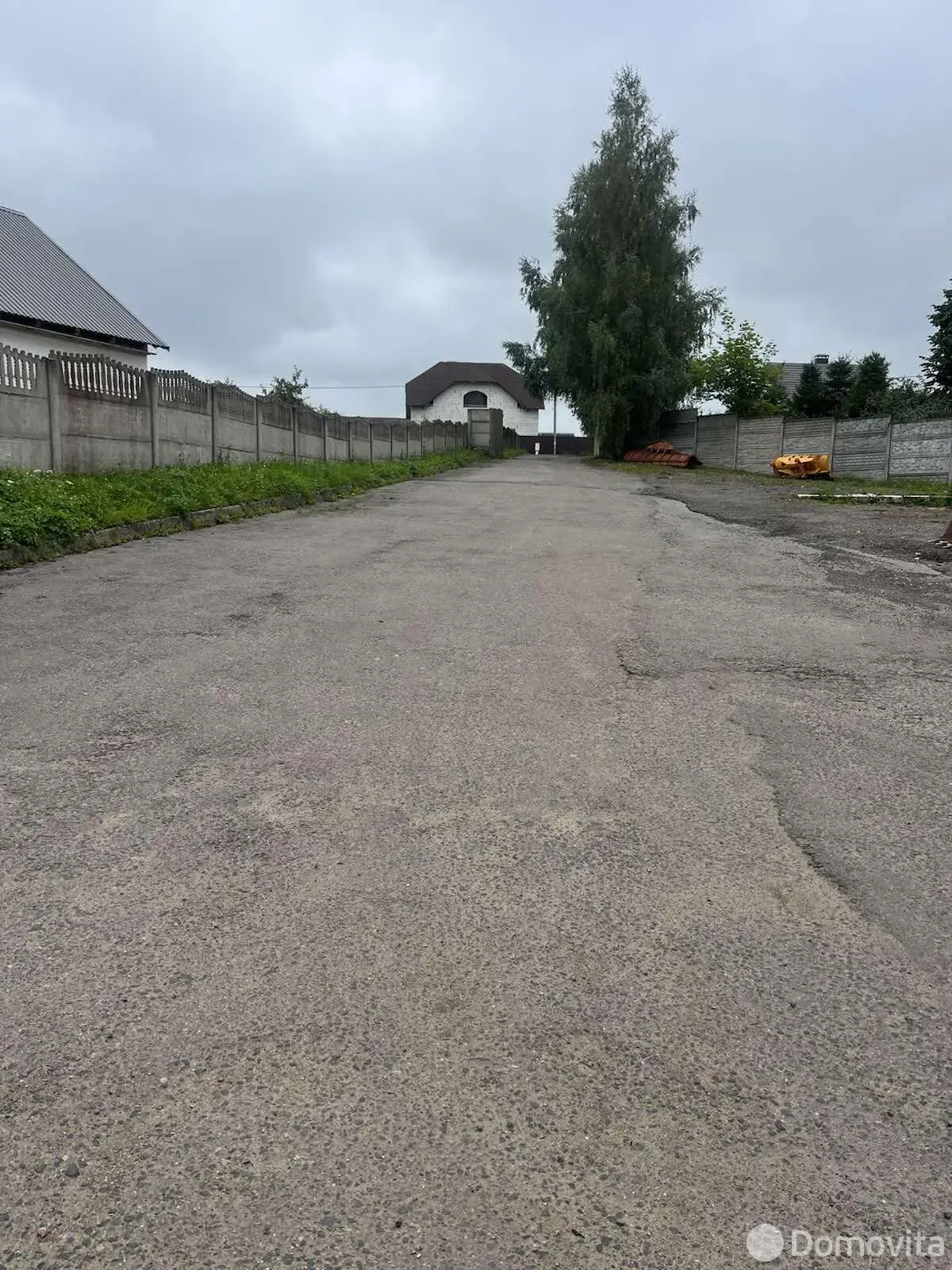 Помещение под сферу услуг в Ракове, ул. Юбилейная, код 4180 - фото 3