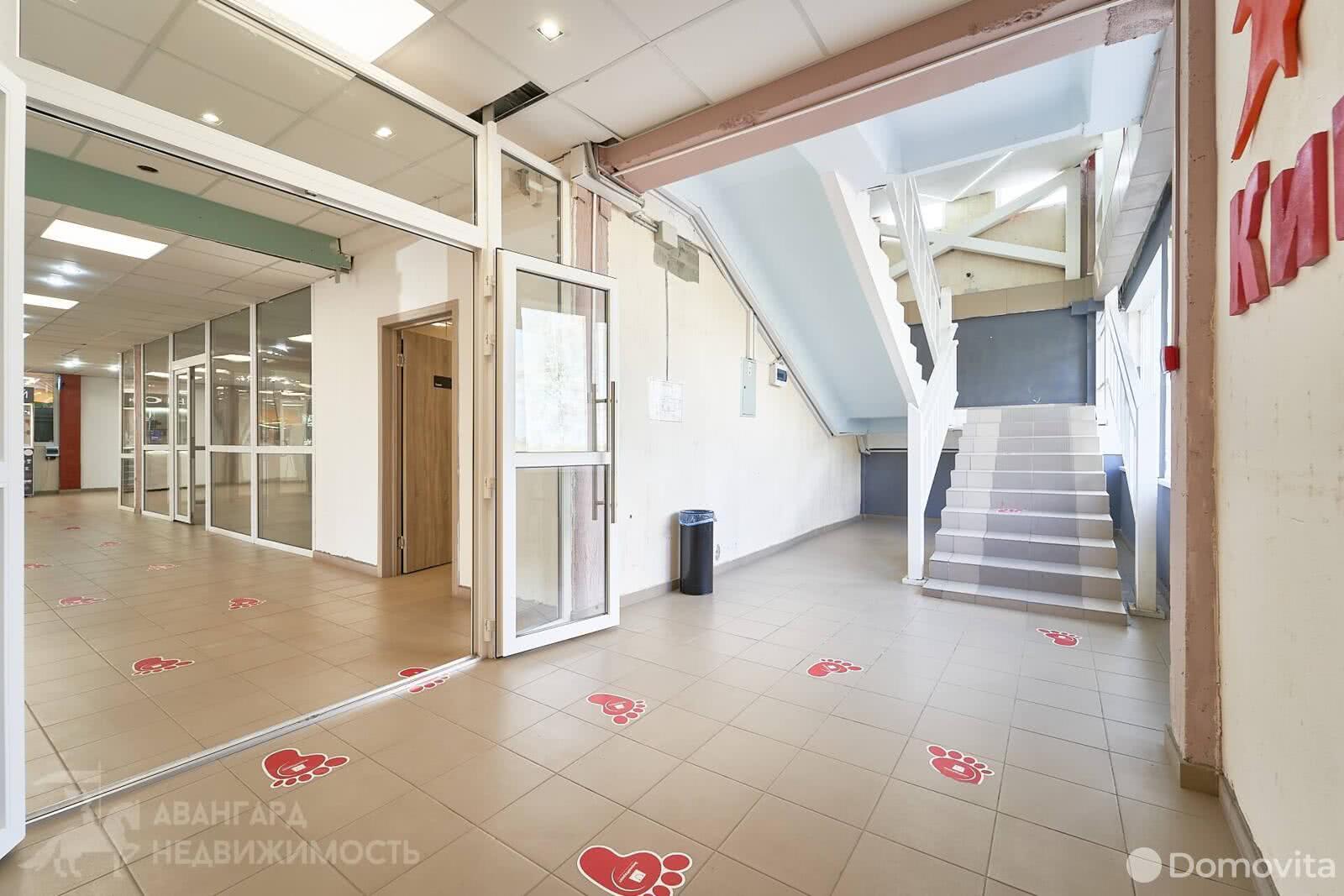 Аренда торгового помещения на ул. Фоминых, д. 23 в Дзержинске, 3080USD, код 964984 - фото 11