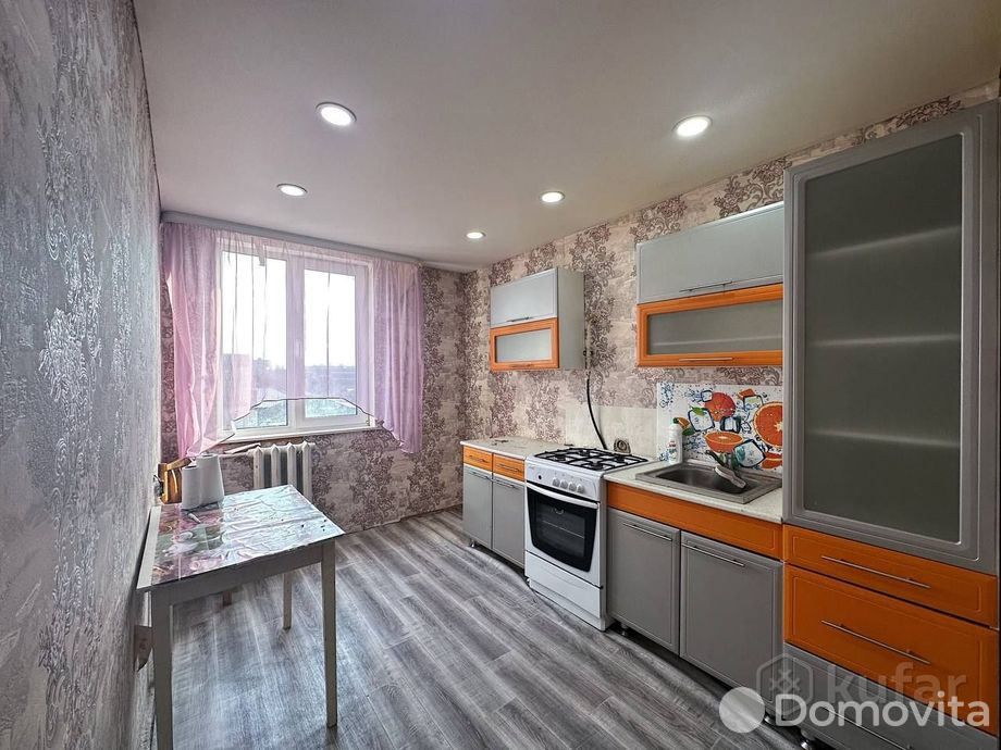 Продажа 3-комнатной квартиры в Борисове, ул. Лопатина, д. 150, 35000 USD, код: 981738 - фото 1